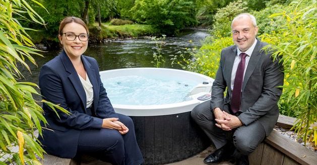 Tweet card summary image