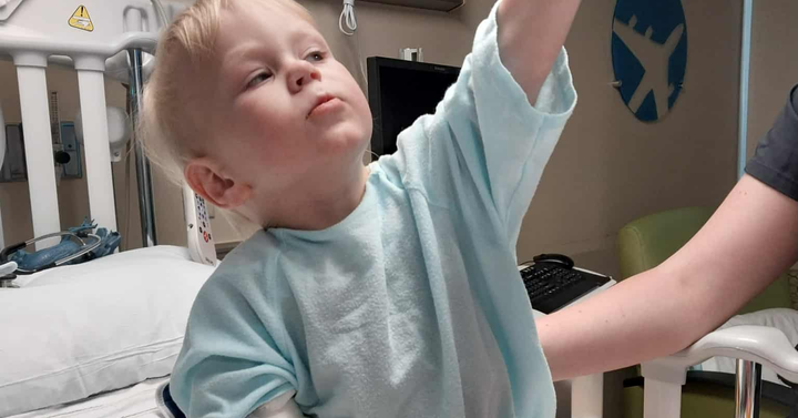 Tweet card summary image