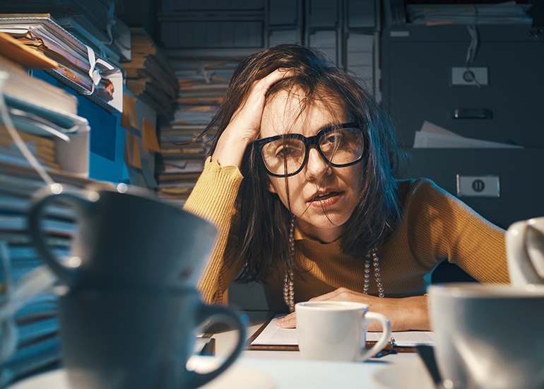 FlyingSoloAU's tweet card. Small business owners are feeling the pressure with rising costs, workforce shortages, red tape pile-ups leading to an epidemic of stress.