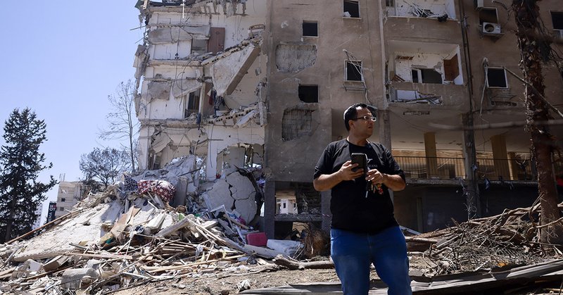 Tweet card summary image