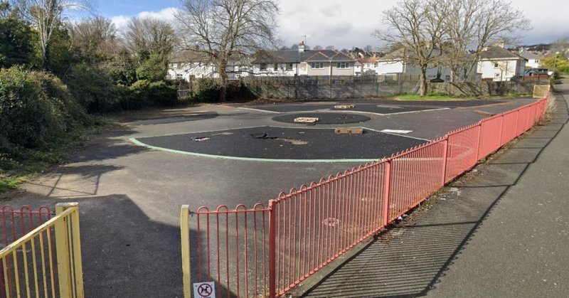 Tweet card summary image