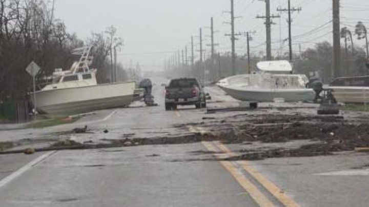phpNerd's tweet card. As I am sure you are aware, the Florida Keys has been devastated by the effects of Hurrica… Jessica Haim needs your support for Caring for the Keys - Official