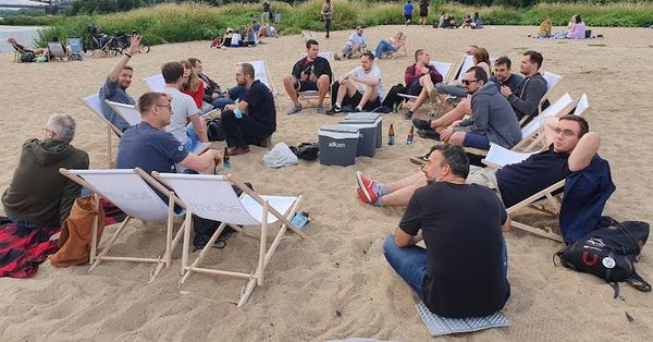 Tweet card summary image