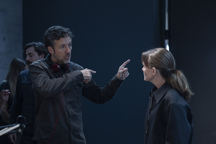 Audiovisual451's tweet card. Responsables de ficción seriada de varias TVs autonómicas públicas hablan de la producción en lenguas cooficiales.