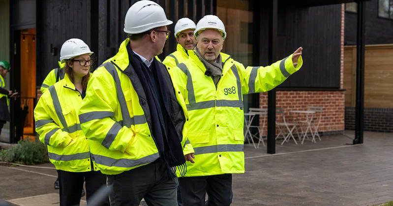 Tweet card summary image