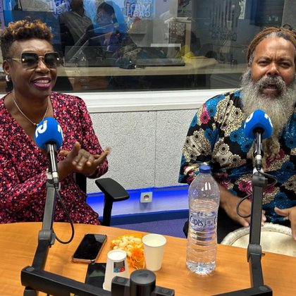 Tweet card summary image