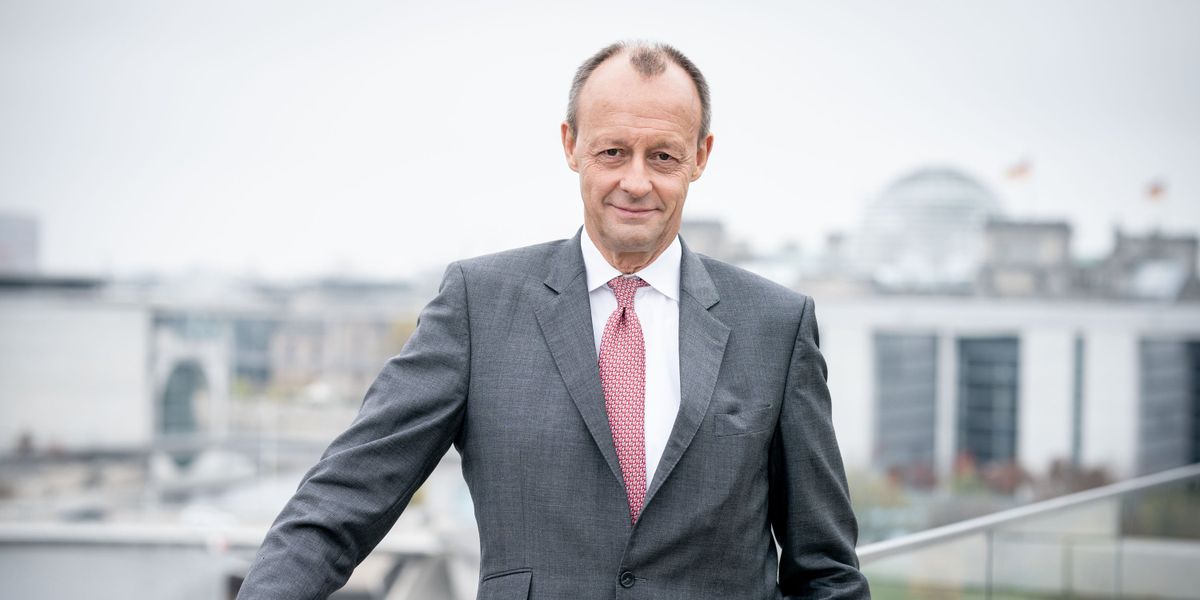 Karl_Lauterbach's tweet card. In Sachsen-Anhalt könnte die CDU-Fraktion mit der AfD gemeinsame Sache machen, um eine Erhöhung des Rundfunkbeitrages zu verhindern. Friedrich Merz sieht darin kein Problem.