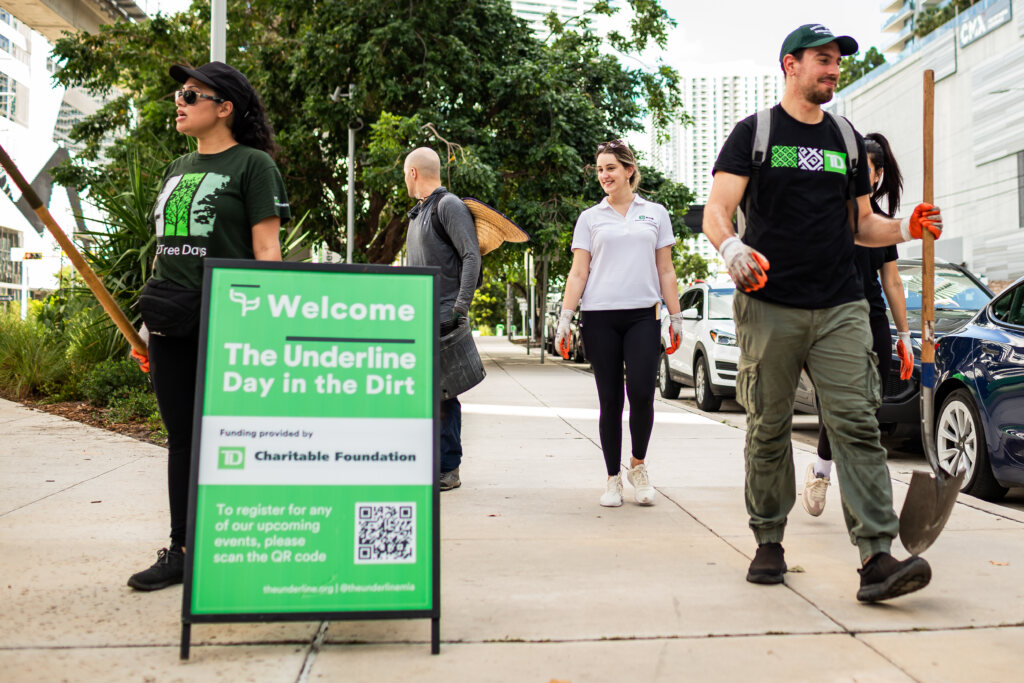 theunderlinemia's tweet card. Ways to Give - The Underline