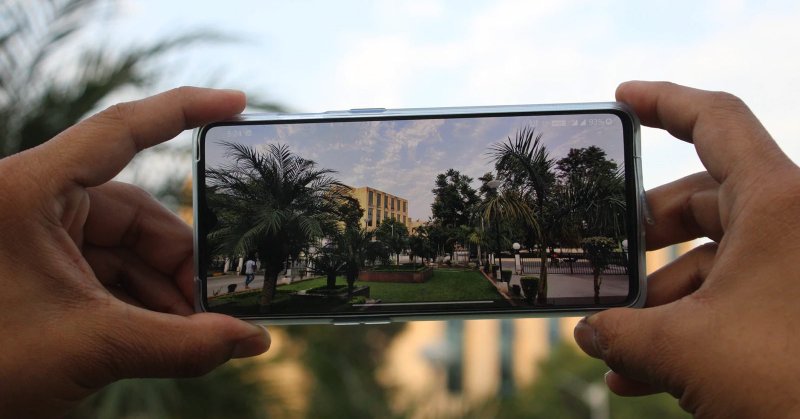 Tweet card summary image