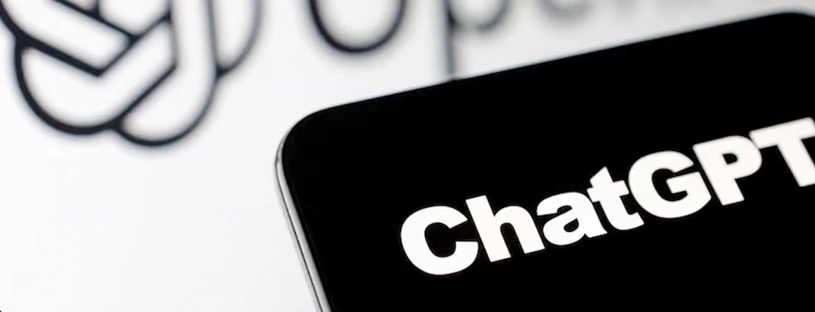 DroppeHQ's tweet card. Facing challenges due to outdated procurement methods? Discover how AI will help you streamline complex processes while optimizing accuracy and speed.