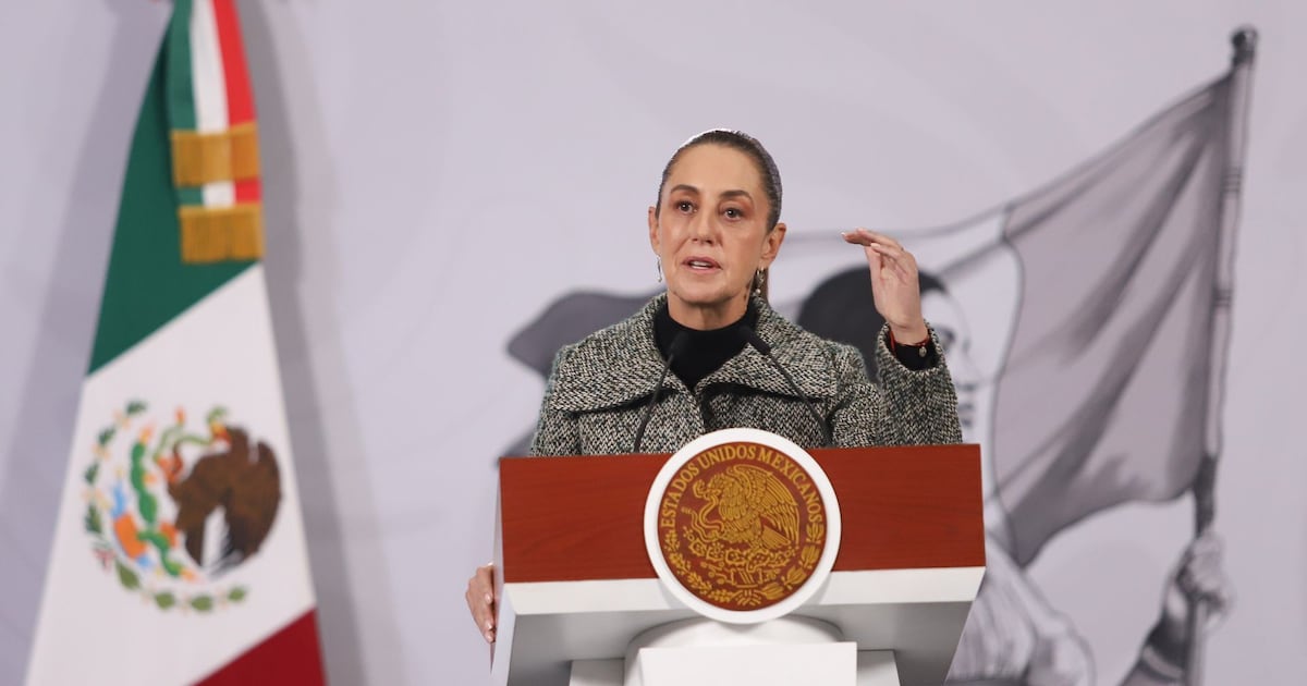 econokafka's tweet card. El desplome del Colegio Rébsamen no representó un obstáculo en su camino para brincar de jefa delegacional de Tlalpan a serlo del gobierno de la Ciudad de México.