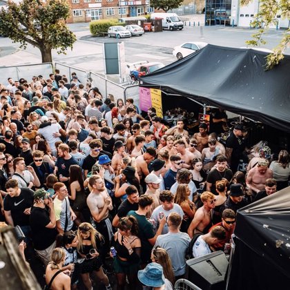 Tweet card summary image