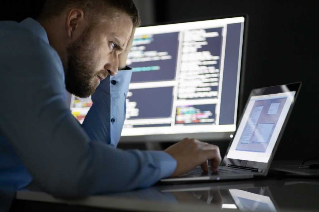 optimaizeIO's tweet card. Generative AI is great at handling tedium and finding errors, but the expertise and intuition of programmers will always be essential.