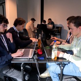 Tweet card summary image