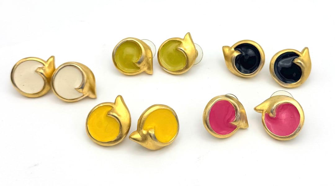 serendipitytrea's tweet card. This Stud Earrings item by serendipitytreasure has 9 favorites from Etsy shoppers. Ships from Huntington Beach, CA. Listed on Dec 19, 2025