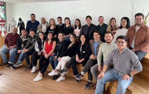 ComBoca_'s tweet card. Powercoders, la academia de programación para personas refugiadas, en riesgo de exclusión o situaciones vulnerables impulsada por Impact Hub Madrid, organiza el próximo 25 de abril la segunda edición...