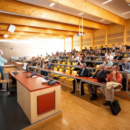 Tweet card summary image