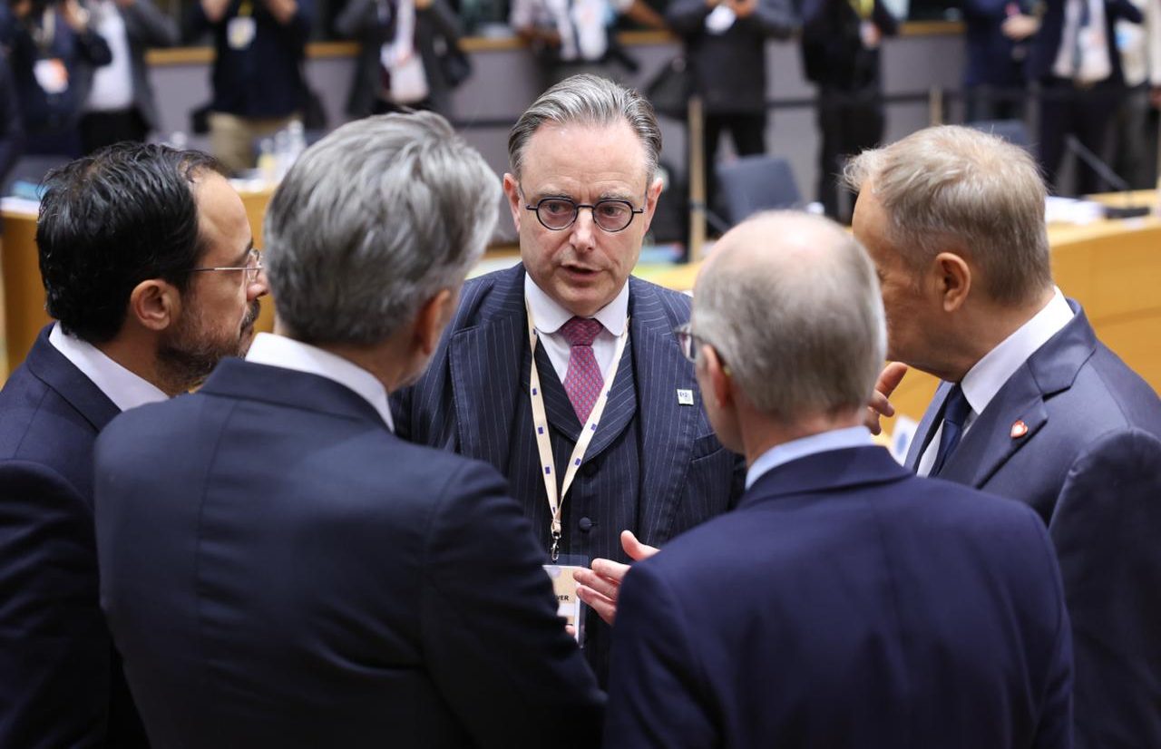 EddyWax's tweet card. Leaders agreed to an alternative loan plan, dealing a political blow to Ursula von der Leyen and Friedrich Merz