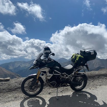 Tweet card summary image