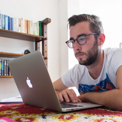 Tweet card summary image