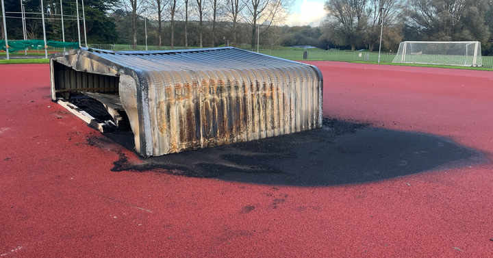 Tweet card summary image