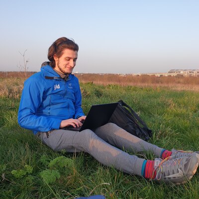 Tweet card summary image