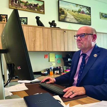 Tweet card summary image