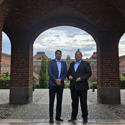 Tweet card summary image