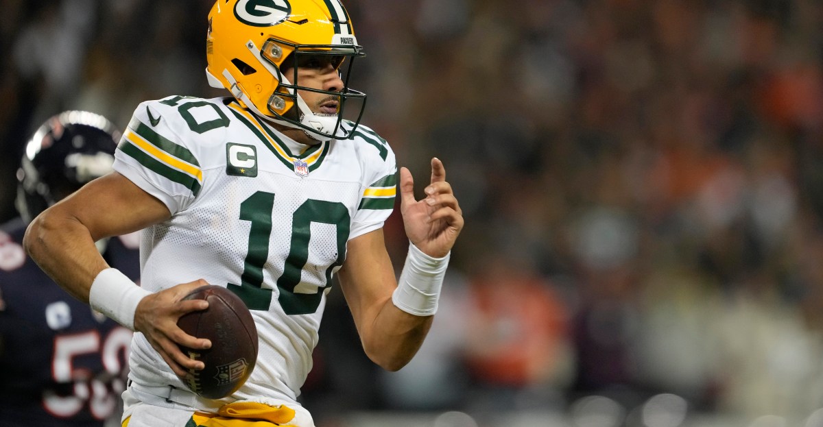 acmepackingco's tweet card. Green Bay Packers quarterback Jordan Love is being evaluated for a concussion.