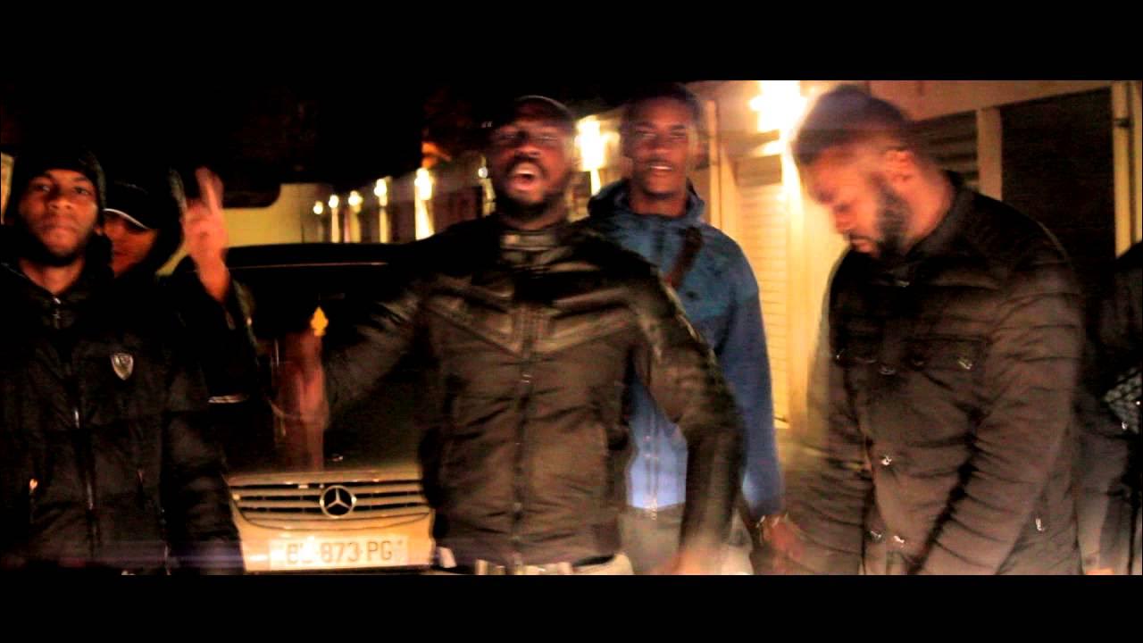 Igodingueu's tweet card. S-pion - Python Béta Corbeau ((real BKR))