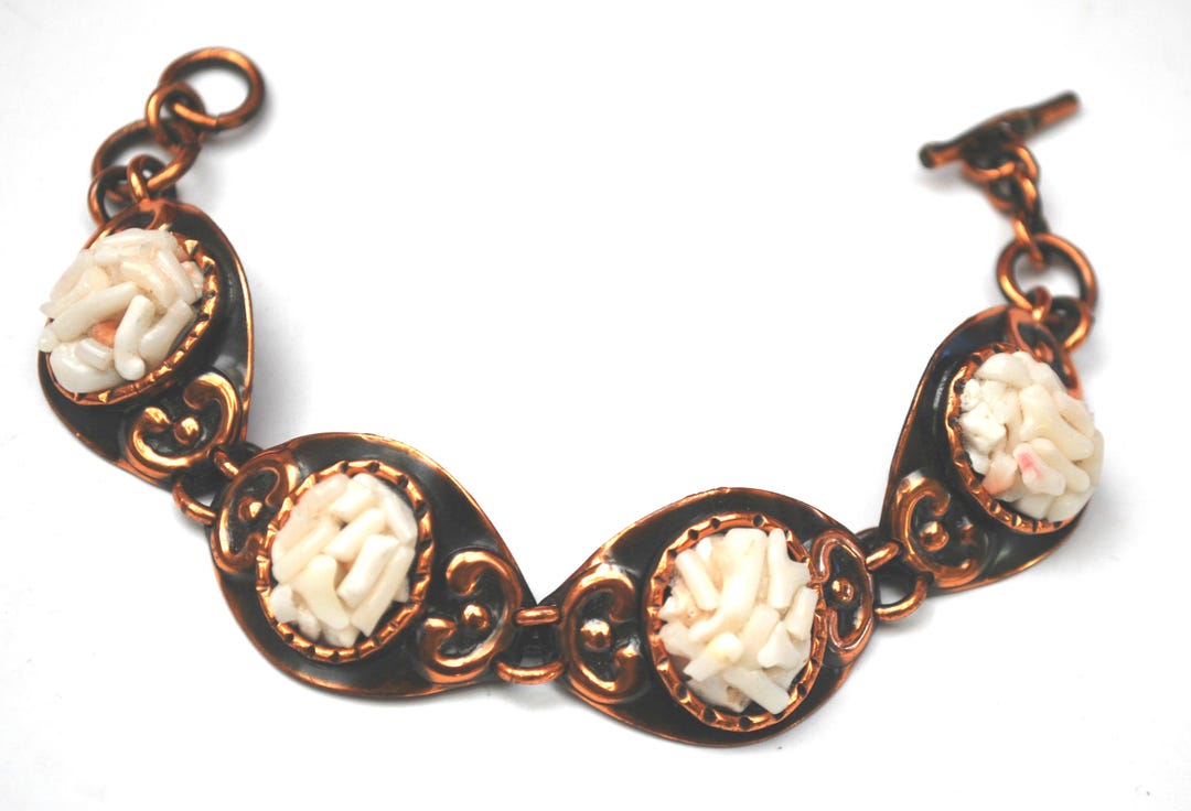 serendipitytrea's tweet card. This Chain & Link Bracelets item by serendipitytreasure has 58 favorites from Etsy shoppers. Ships from Huntington Beach, CA. Listed on Dec 20, 2025