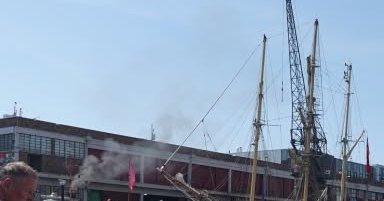 Tweet card summary image