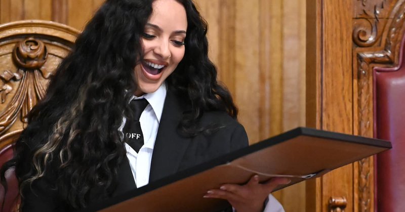 Tweet card summary image