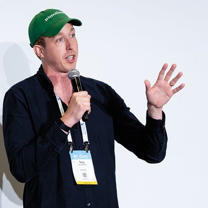 Tweet card summary image