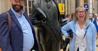 Tweet card summary image