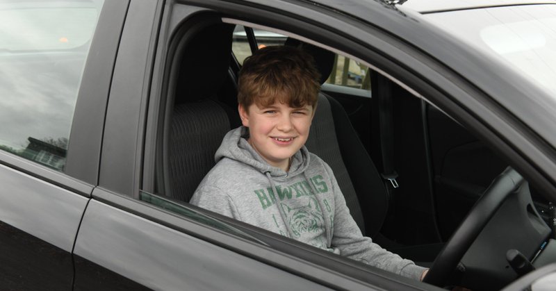 Tweet card summary image