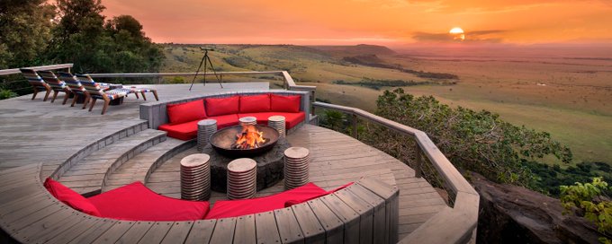 Travel Twitter banner