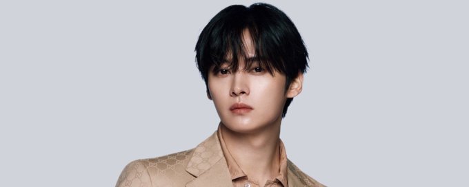 Lee Know Nation banner