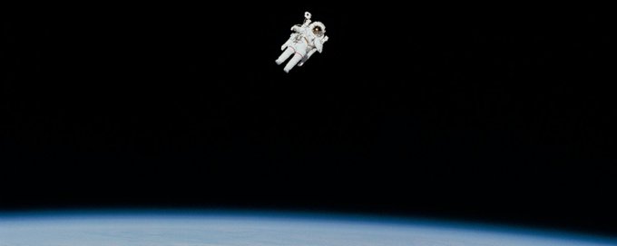 #️⃣ build in community banner