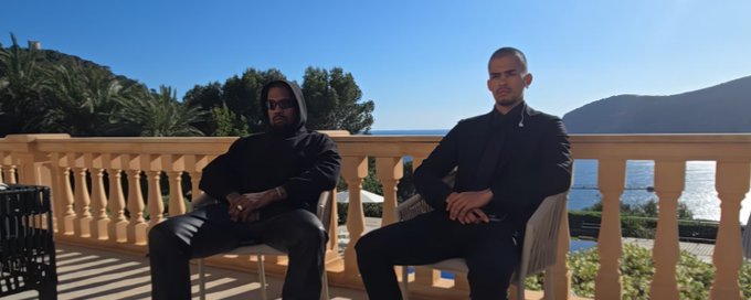 SNEAKO LOVE SPEECH banner