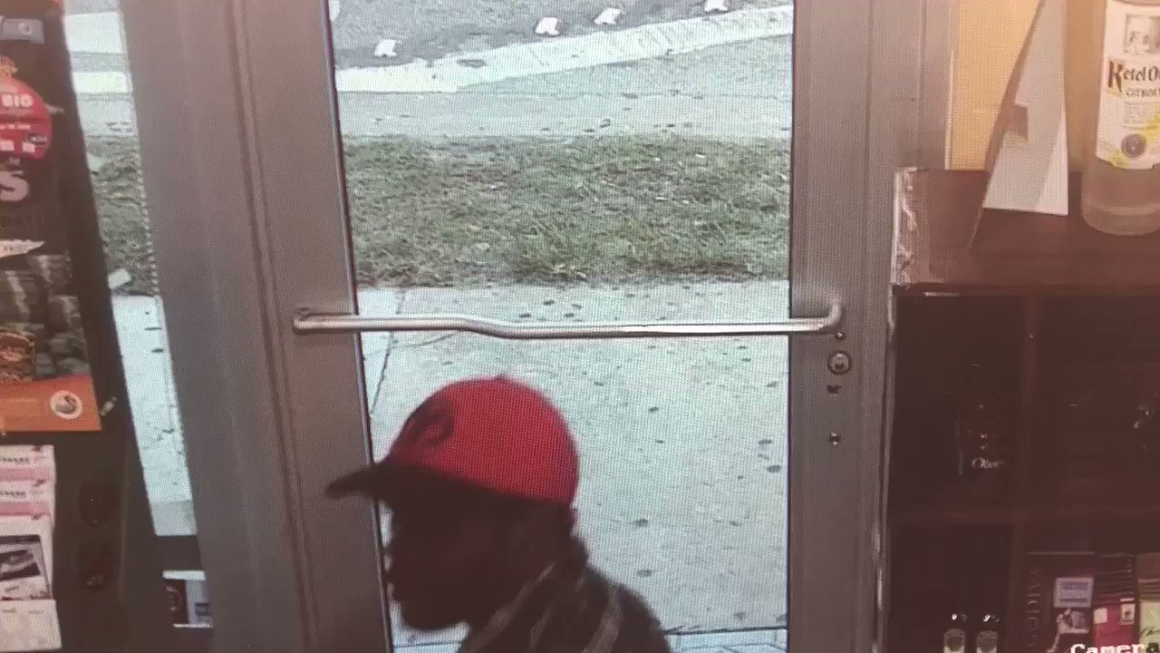 Miami PD on Twitter "We need to identify the knifewielding suspect seen in the video