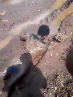 #PaulBiya military cruelty on S.Cameroonians @realDonaldTrump
@amnesty
@CIJ_ICJ
@AU_PSD
@EuropeUnion @UNHumanRights
