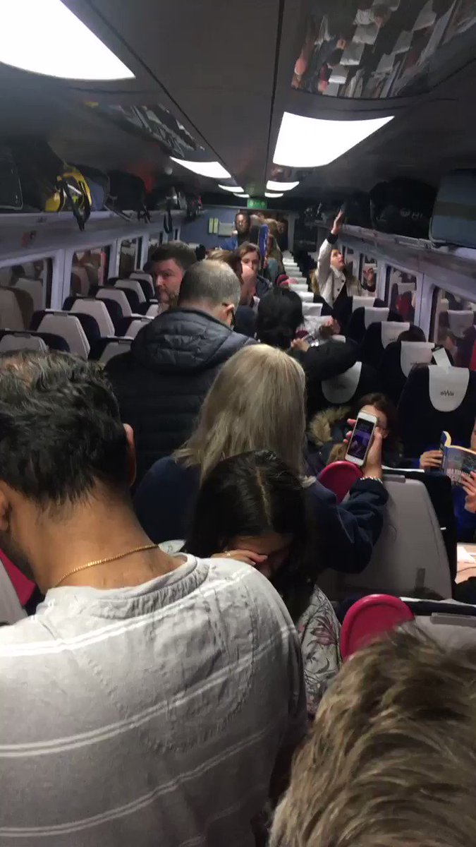 Tracey Varley (@tracev) on Twitter photo 17/06/2018 19:26:27 @GWRHelp shocking service today with numerous cancelled trains and terrible overcrowding @GWRHelp shocking service today with numerous cancelled trains and terrible overcrowding