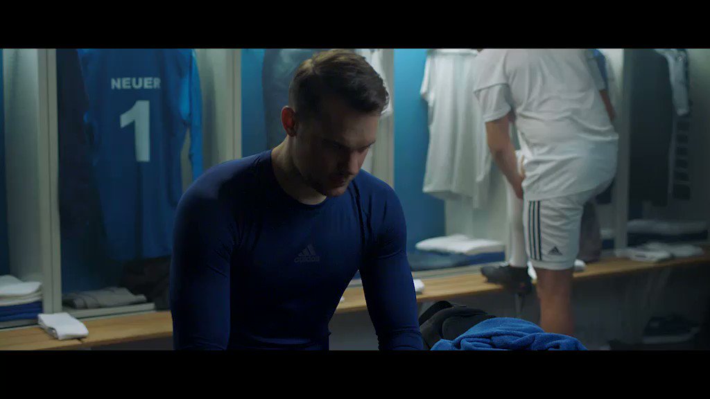 Manuel Neuer (@Manuel_Neuer) on Twitter photo 2018-06-20 15:52:06 #werbung Im entscheidenden Augenblick bereit sein und sich von nichts aufhalten lassen, das ist die Message der neuen Kampagne mit meinem Partner @Headshoulders . Eine Aussage im doppelten, denn aktuell auch sportlichen Sinn... #justwatchme #werbung Im entscheidenden Augenblick bereit sein und sich von nichts aufhalten lassen, das ist die Message der neuen Kampagne mit meinem Partner @Headshoulders . Eine Aussage im doppelten, denn aktuell auch sportlichen Sinn... #justwatchme