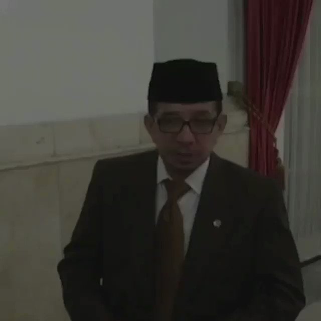 Ketua Majelis Syuro PKS Habib Salim Segaf Al Jufri adalah cucu Ulama besar di Palu yang juga pendiri Al Khairaat Sayyid Idrus bin Salim Aljufrie atau lebih dikenal dengan nama “Guru Tua ” #PKSbersamaULAMA
#PKSbersamaULAMA