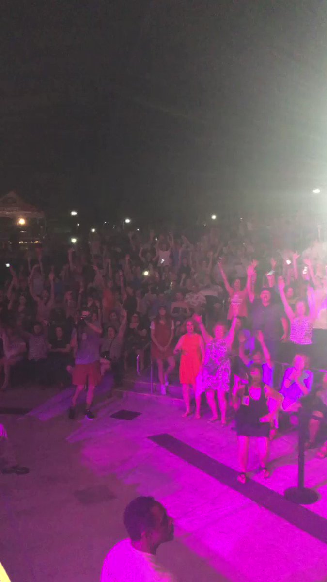 train (@train) on Twitter photo 2018-06-22 01:24:42 Tallahassee! Tallahassee!