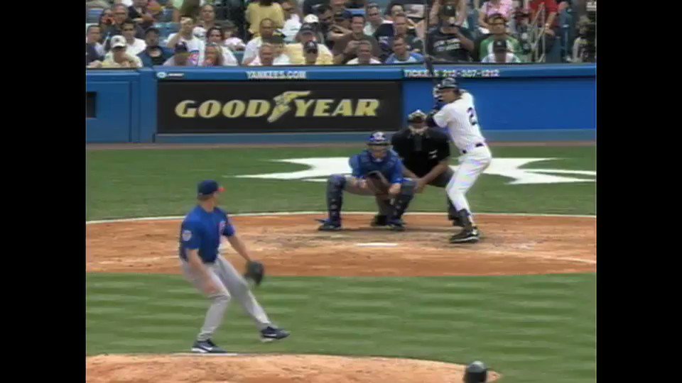 Happy 44th Birthday to Derek Jeter!

Let\s take a look back at his 1st & only slam.  