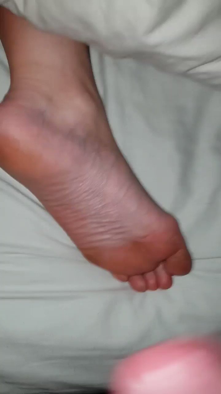 Cumming on sleeping feet