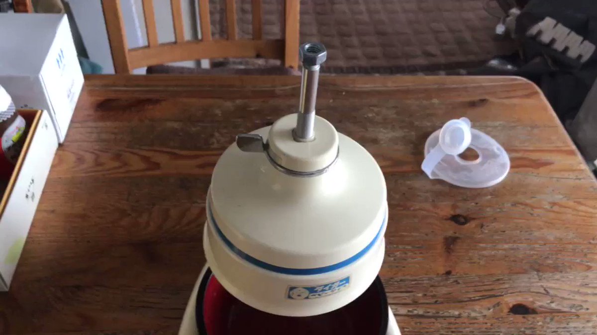 かき氷削るのめんどくさくてもう無理！→インパクト登場→瞬殺電動かき氷に変身ｗ