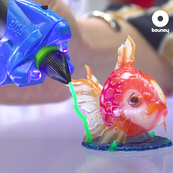 せきぐちあいみ Aimisekiguchi 金魚や龍などちらほら私が作ってます Vrアーティストになる前から こうして リアル空間に立体を描いてました 3dドリームアーツペン